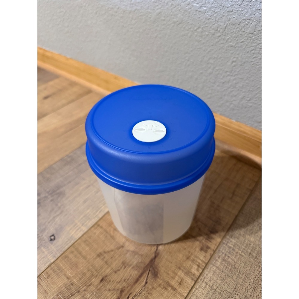 Tupperware Freezer Mates Round Container Blue Lid w/ Date Dial Storage Canister